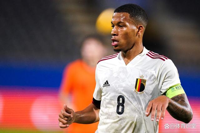 关于冲刺阶段那不勒斯调整名单以备德甲,刷新队史纪录环节打磨,更衣室稳定,训练强度明显提升的信息 关于冲刺阶段那不勒斯调整名单以备德甲,刷新队史纪录环节打磨,更衣室稳定,训练强度明显提升的信息